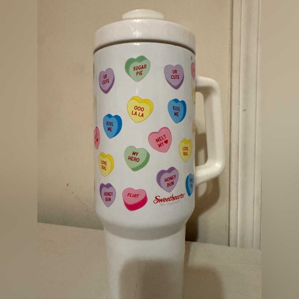 Sweetheart Tumbler! Only used once! 🩷❤️🤍